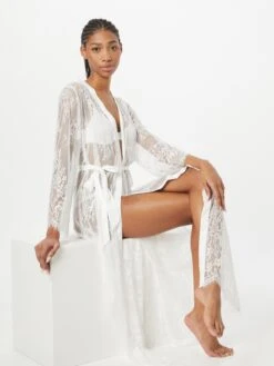 Hunkemöller Morgenkåber Morgenkåbe Isabella Kvinder Hvid -s.Oliver Butik 06a4dadd9d0f5c16d8d11abbb8987063