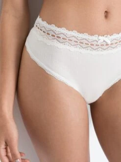 S.Oliver G-strenge String Kvinder Creme -s.Oliver Butik 11cee36458f2fc1d7e6223df30a5e6b6