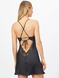 Hunkemöller Natkjoler Negligée Nina Kvinder Sort -s.Oliver Butik 2cc3c23e2aebb46da8ac9b240edffbf7
