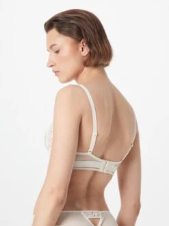 Passionata Trekants-BH-er Triangel BH Kvinder Offwhite -s.Oliver Butik 3b73e505a62c1a375b09840303da51af