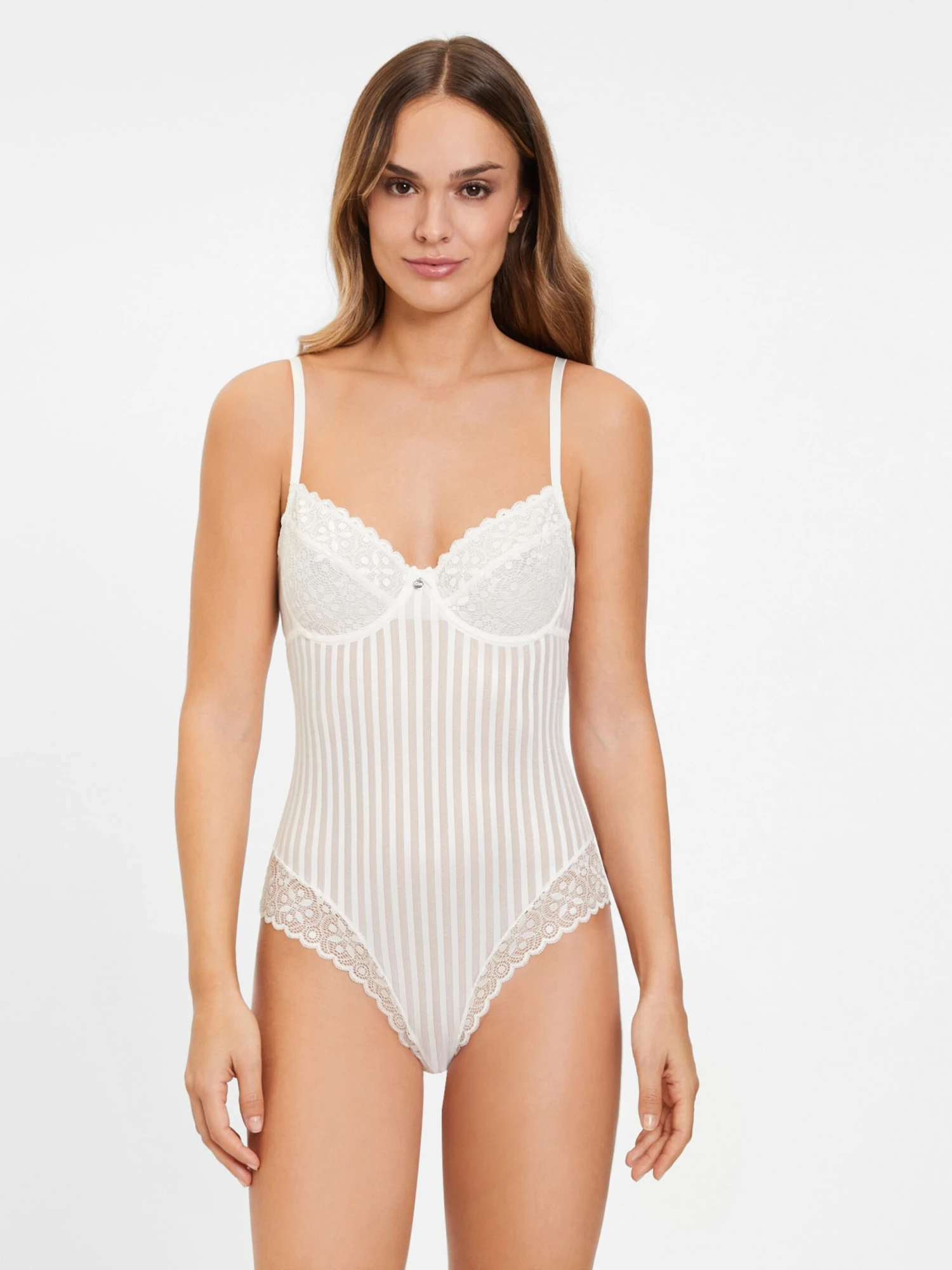 S.Oliver Bodies Regular Body Kvinder Creme 4 S.Oliver Bodies Regular Body Kvinder Creme - Billede 2