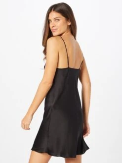 ETAM Natkjoler Negligée MILKY Kvinder Sort -s.Oliver Butik 4670dfd4fbd955a2f5ba706d88aedde5