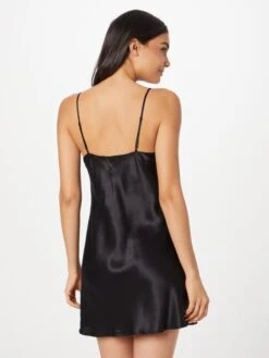 Chantelle Natkjoler Negligée NIGHTSHADE Kvinder Sort -s.Oliver Butik 4a08940d5394257c386139ffd9845dca