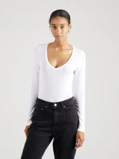 NASTY GAL Bodies Body Kvinder Hvid -s.Oliver Butik 6cce1d544339880aca7fbdb2a26e0e16