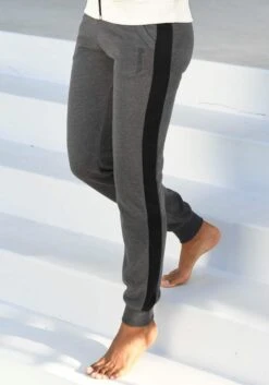 Bench Nattøj Tapered Pyjamasbukser Kvinder Mørkegrå 8 Bench Nattøj Tapered Pyjamasbukser Kvinder Mørkegrå -s.Oliver Butik 6fbc50c0f7ec963424573118549b2473