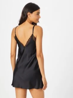 ETAM Natkjoler Negligée SENTIMENT Kvinder Sort 7 ETAM Natkjoler Negligée SENTIMENT Kvinder Sort -s.Oliver Butik 745123b7976bc0f405ac2a63c4f4dd16