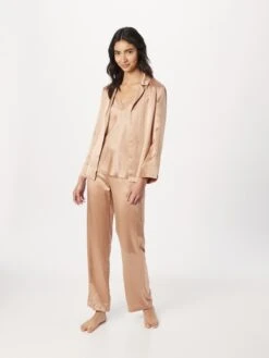 ETAM Nattrøjer Soveskorte PEARLY Kvinder Pudder -s.Oliver Butik 864206a3f26659488782a42d73bd69a5