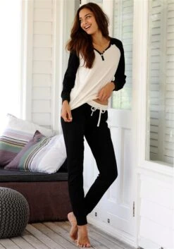 Buffalo Nattøj Pyjamas Kvinder Natblå / Hvid -s.Oliver Butik a0c0c3d9e515ef2ba330d19bd5c32e1b