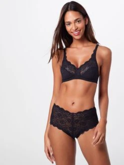 Triumph BHer Uden Bøjle T-shirt-BH BH Amourette 300 N X Kvinder Sort -s.Oliver Butik d170f6be8213a05a72ae32321d897a22