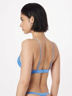 WEEKDAY Trekants-BH-er Triangel BH Gigi Kvinder Lyseblå / Sort -s.Oliver Butik d22cc75f9cd1793855a7e021cb92ced6