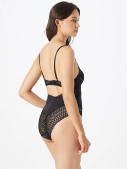 Triumph Bodies Body Aura Spotlight BSW Kvinder Sort -s.Oliver Butik e37e8bd8902bb733fa492756fbb949c4