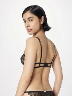 BLUEBELLA Bøjle-BHer Balconette BH Audrey Kvinder Sort 8 BLUEBELLA Bøjle-BHer Balconette BH Audrey Kvinder Sort -s.Oliver Butik f6e02d2fcefaf3fa639cfa7708e40139