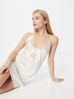 Hunkemöller Natskjorter Natskjorte Sophia Kvinder Hvid -s.Oliver Butik f9019760dffc99ec9d52c8e5e23138ad