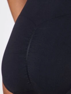 Magic Bodyfashion Shaping Trusser Regular Shapingslip Comfort Brief Kvinder Sort -s.Oliver Butik fa75daa926664d27e8af96ce18efe647
