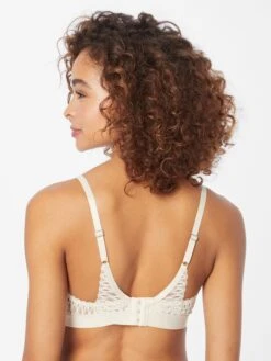 Triumph Trekants-BH-er Triangel BH Aura Spotlight Kvinder Creme -s.Oliver Butik faa5d33dcd73d61262f09fe9d40bd346