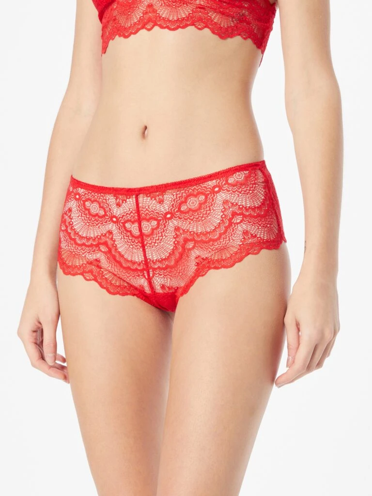 Forside -s.Oliver Butik 19fc316834922c75569ecdedb428c877 768x1024 1