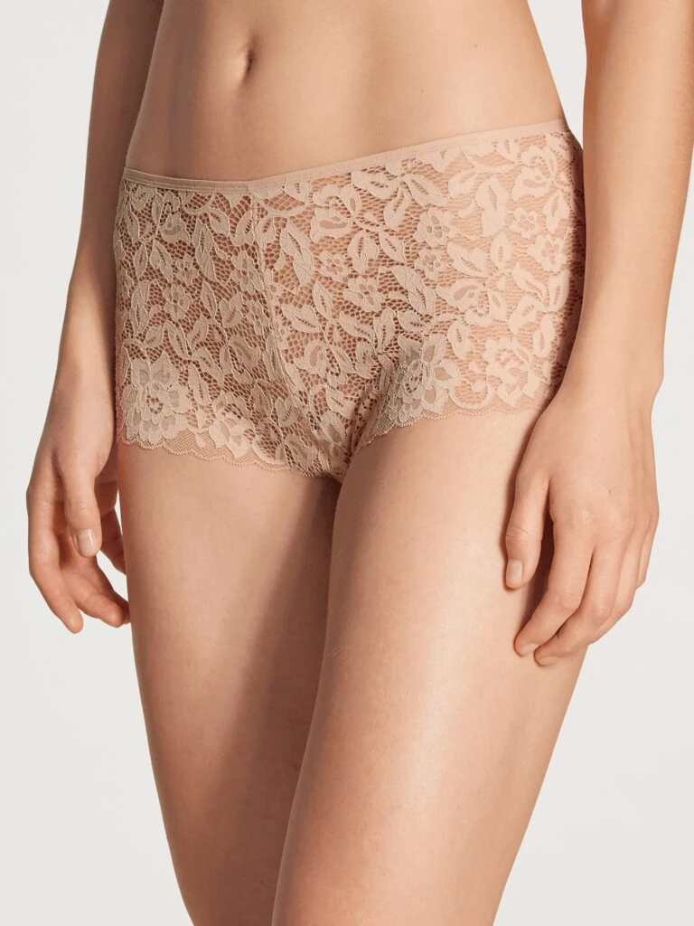 Forside -s.Oliver Butik 5869484b51b0616aea654418921cd31d 768x1024 1